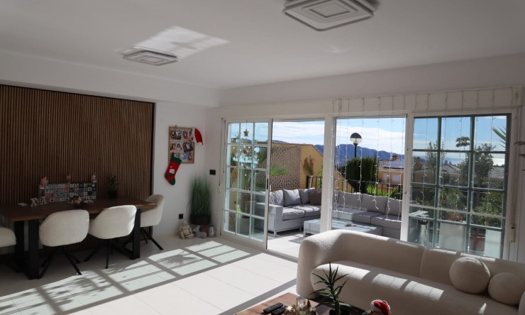 Resale - House -
La Nucía