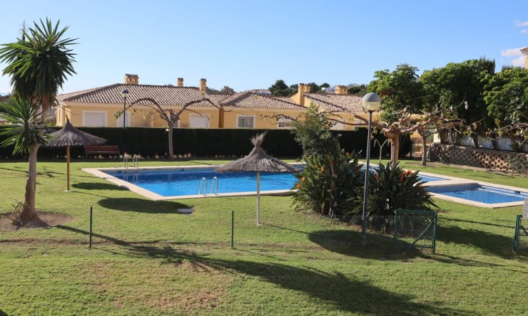 Resale - House -
La Nucía