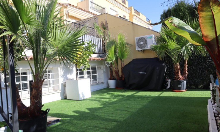 Resale - House -
La Nucía