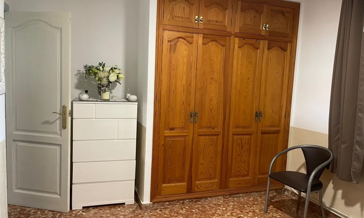 Resale - Villa -
Finestrat