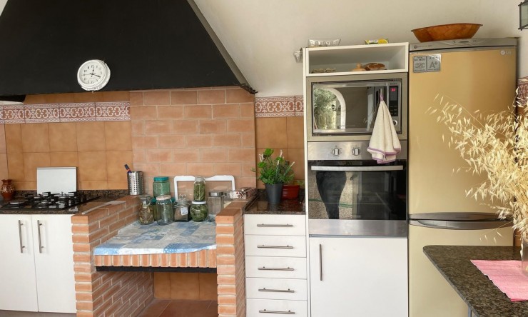 Resale - Villa -
Finestrat