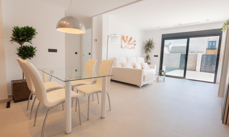 Nueva construcción  - Villa -
La Marina