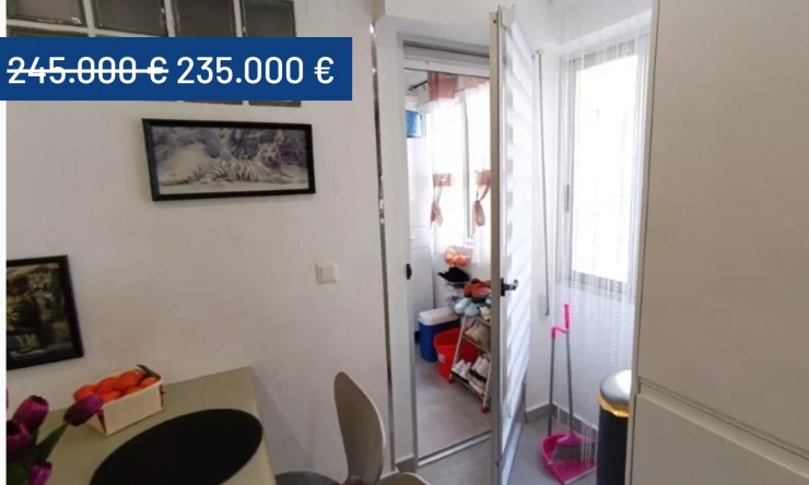 Wiederverkauf - Wohnung -
Torrevieja