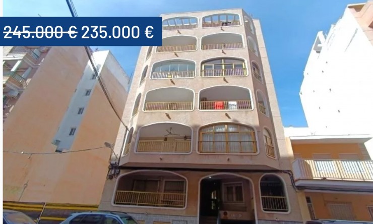 Wiederverkauf - Wohnung -
Torrevieja