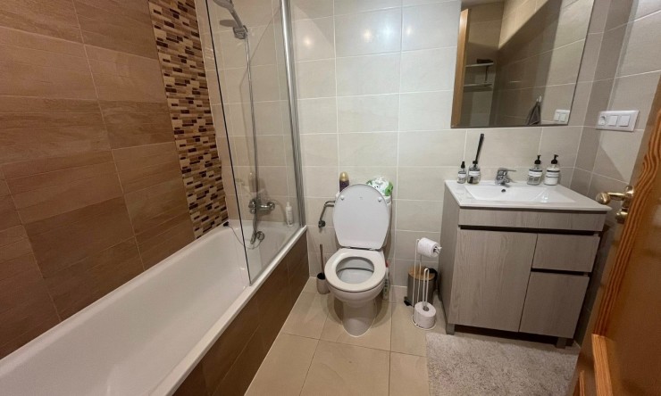 Resale - Townhouse -
Jalón