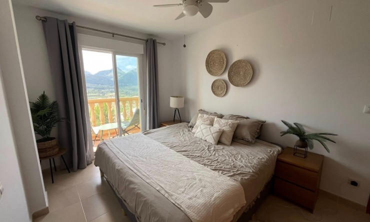 Resale - Townhouse -
Jalón