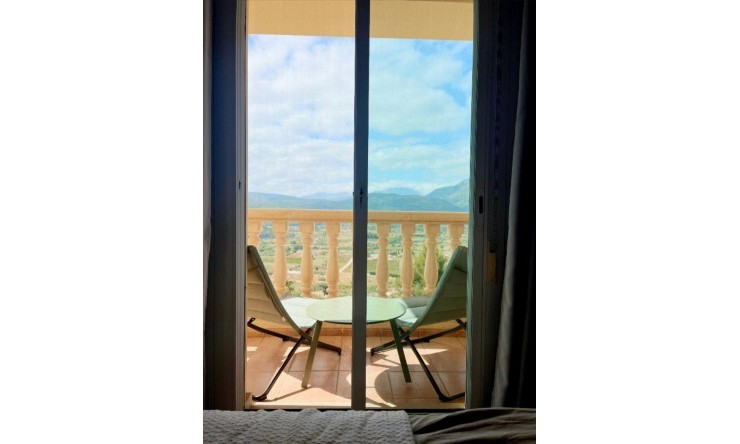 Resale - Townhouse -
Jalón