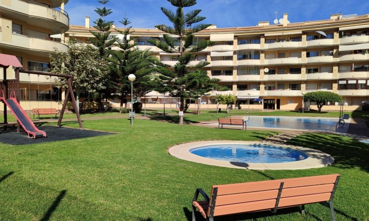 Herverkoop - Appartement -
Albir