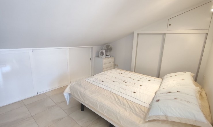 Herverkoop - Appartement -
Albir