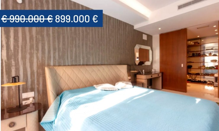 Resale - Villa -
Campoamor