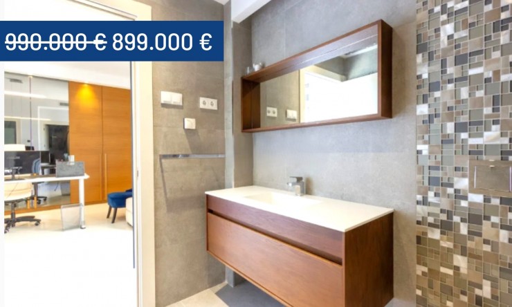 Resale - Villa -
Campoamor