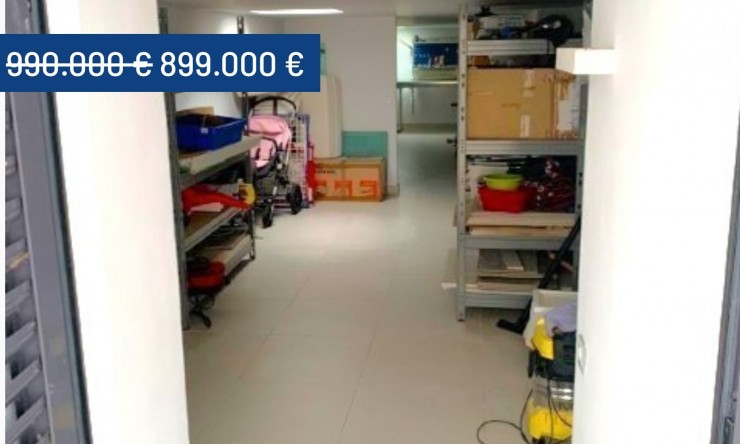 Resale - Villa -
Campoamor