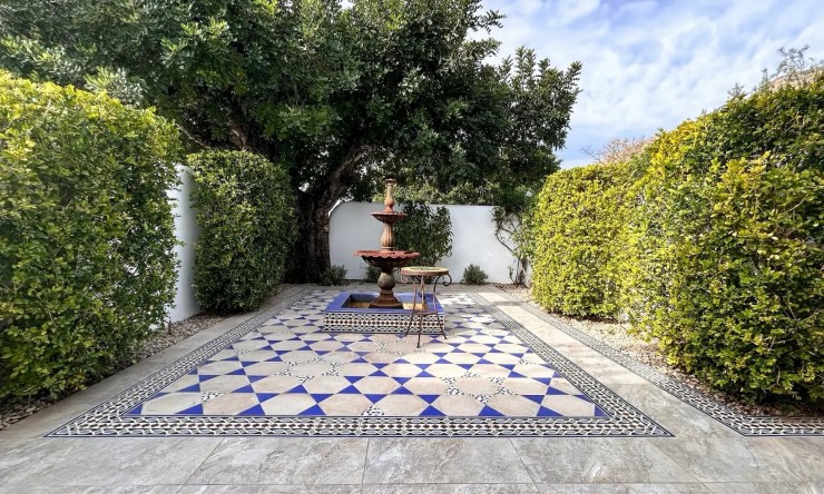 Herverkoop - Villa -
Jávea - Montgo
