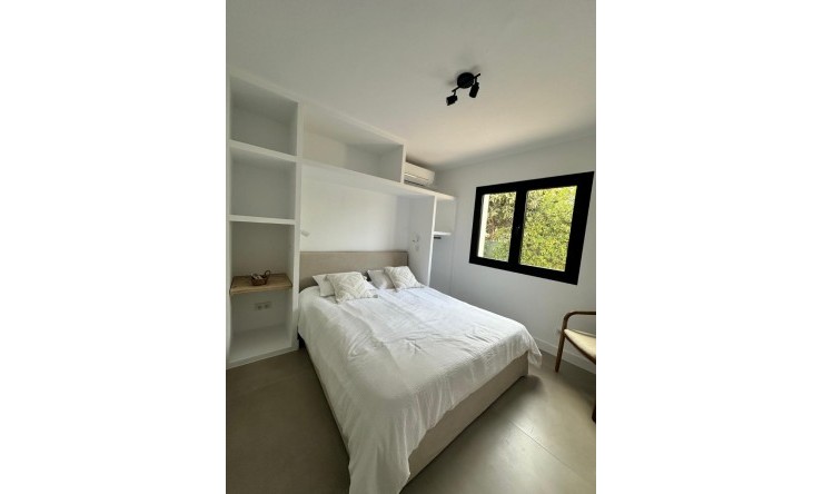 Herverkoop - Villa -
Jávea - Granadella