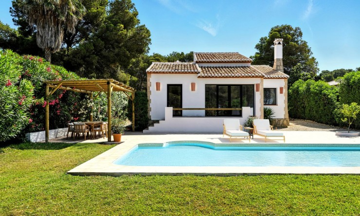 Herverkoop - Villa -
Jávea - Granadella