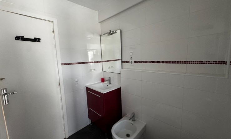 Wiederverkauf - Wohnung -
Benidorm - Playa Poniente