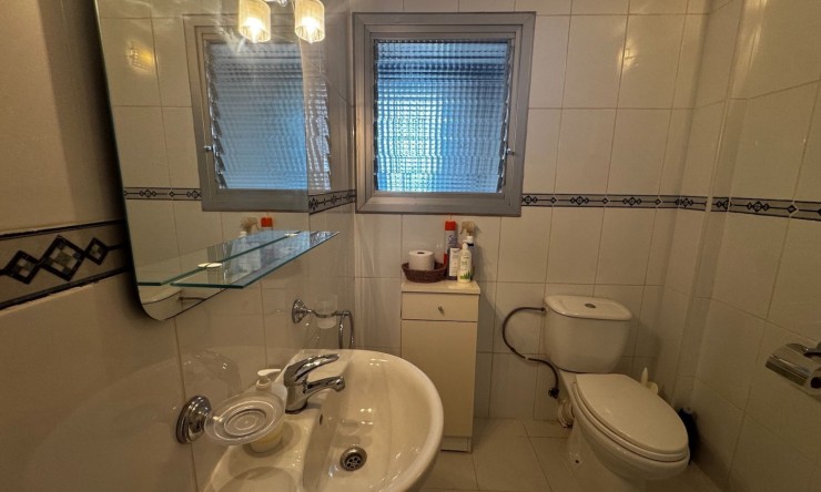 Wiederverkauf - Wohnung -
Benidorm - Playa Poniente