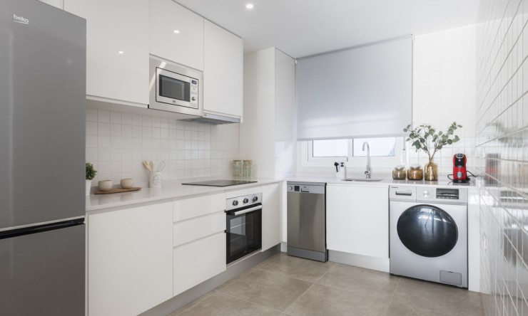 Wiederverkauf - Wohnung -
Istán