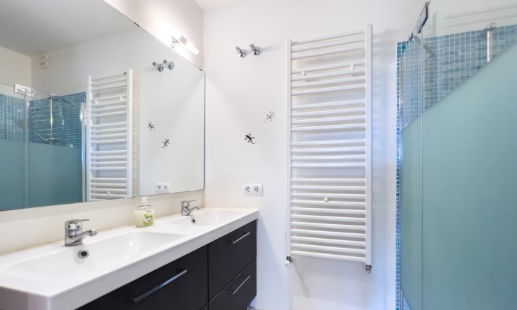 Reventa - Villa -
Altea