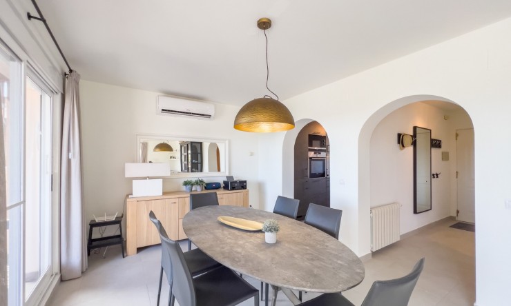 Reventa - Villa -
Altea