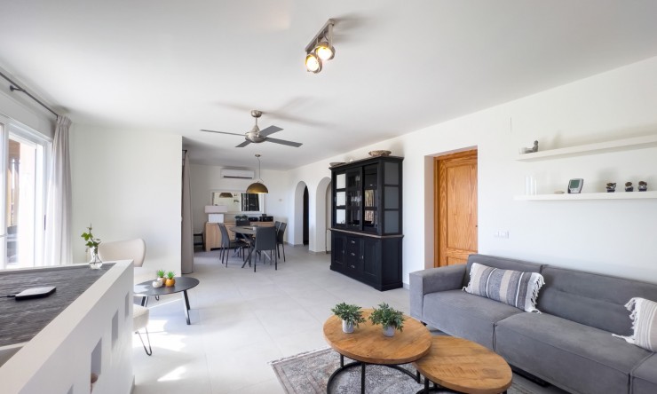 Reventa - Villa -
Altea