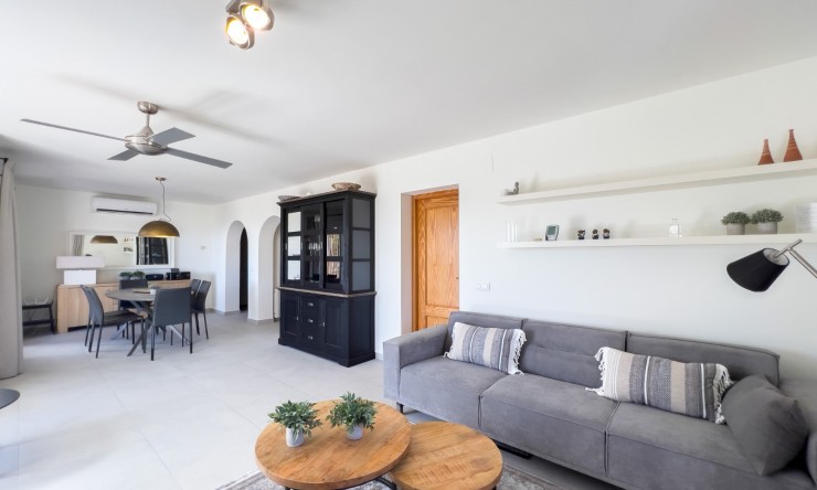 Reventa - Villa -
Altea
