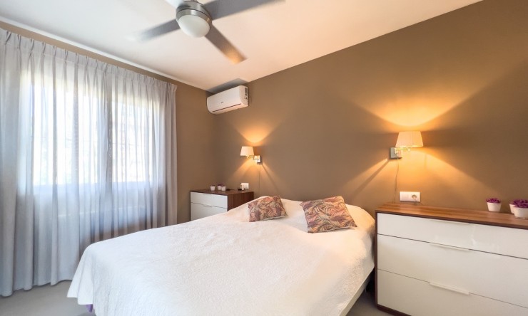Reventa - Villa -
Altea