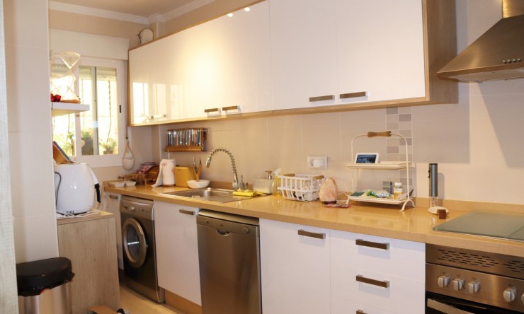 Resale - Townhouse -
Jalón