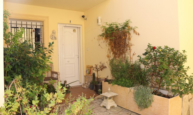 Resale - Townhouse -
Jalón
