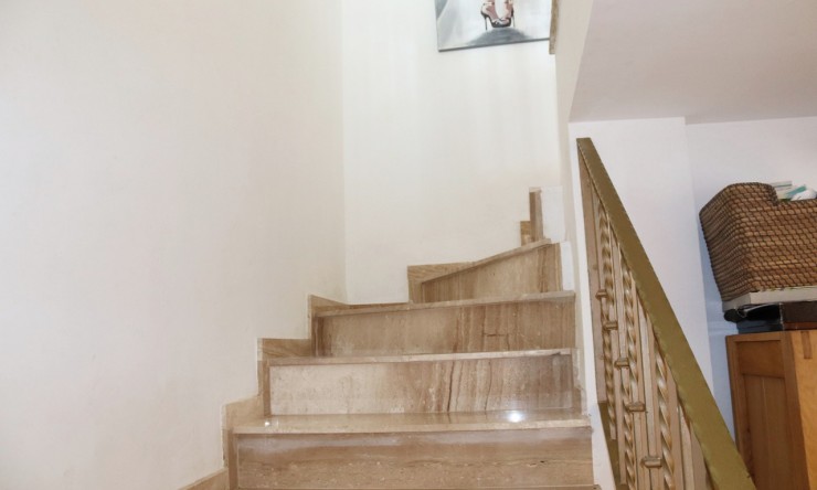 Resale - Townhouse -
Jalón