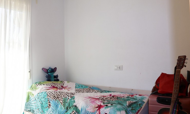 Resale - Townhouse -
Jalón