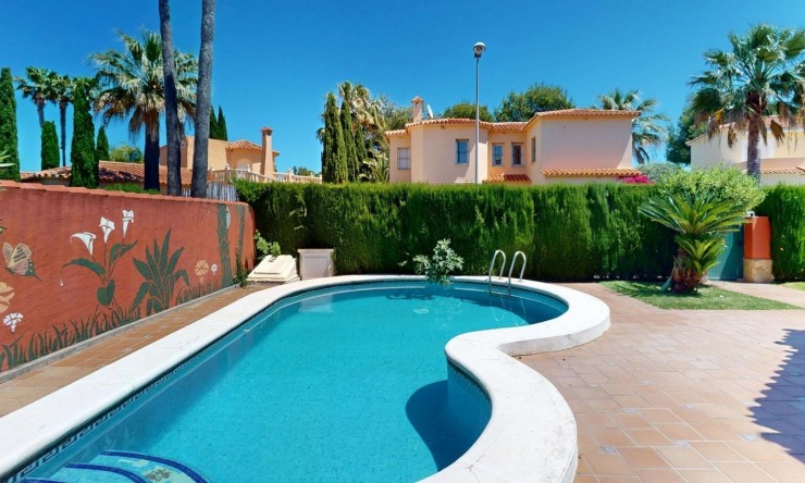 Revente - Villa -
Oliva - Oliva Nova