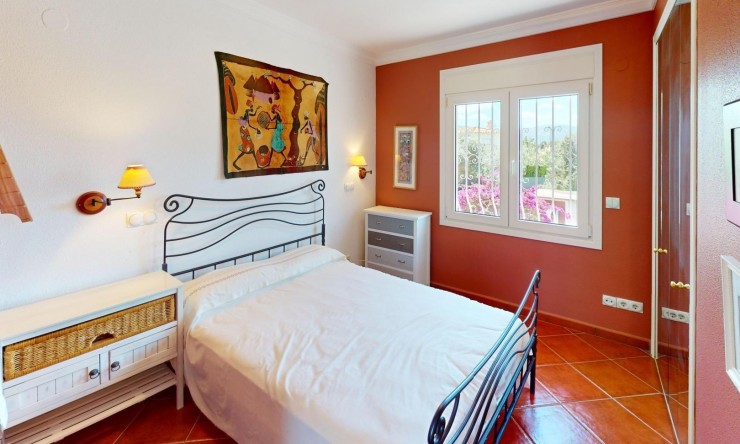 Revente - Villa -
Oliva - Oliva Nova