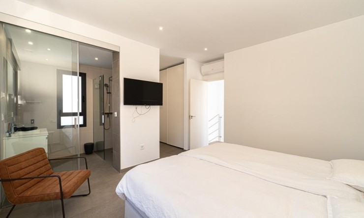 Reventa - Villa -
Polop
