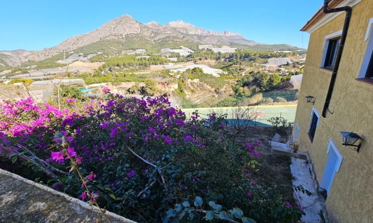 Long Term Rental - Villa -
Callosa De Ensarrià