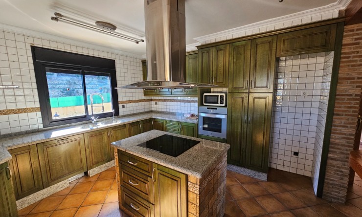 Long Term Rental - Villa -
Callosa De Ensarrià