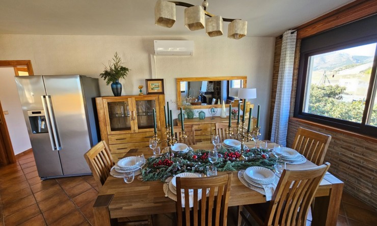Long Term Rental - Villa -
Callosa De Ensarrià