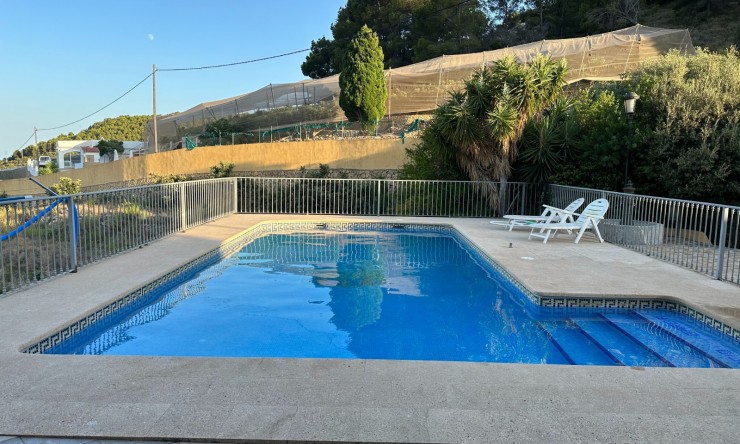 Long Term Rental - Villa -
Callosa De Ensarrià