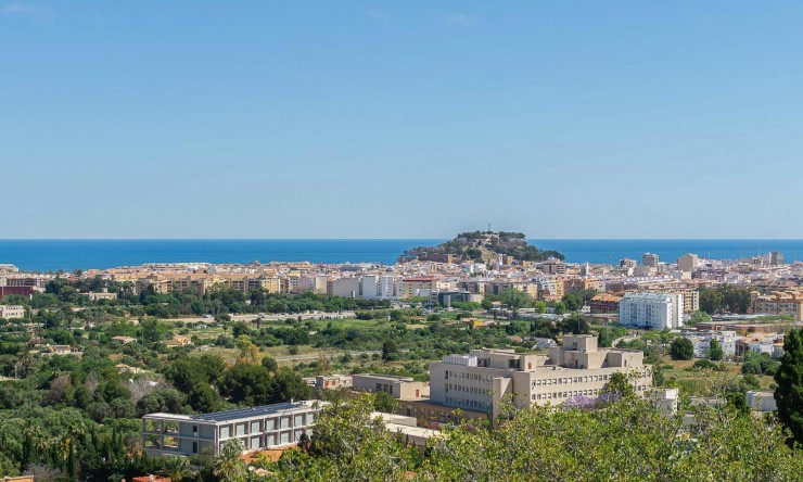 Neue Gebäude - Villa -
Denia