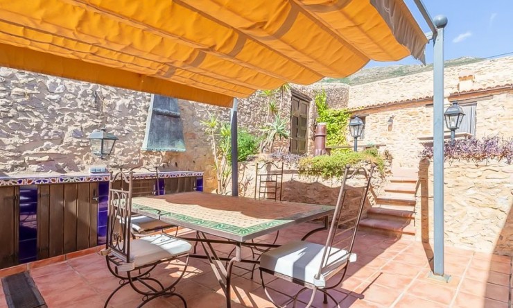 Wiederverkauf - Villa -
Benissa - Partida Vinyent