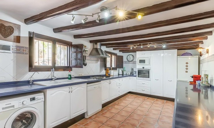 Wiederverkauf - Villa -
Benissa - Partida Vinyent