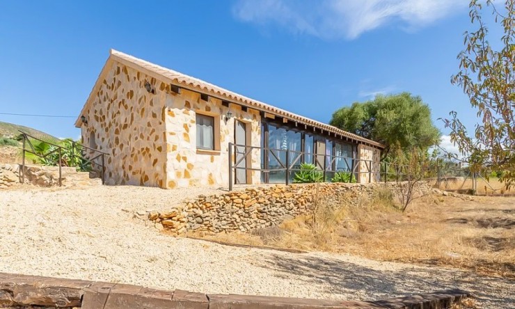 Wiederverkauf - Villa -
Benissa - Partida Vinyent