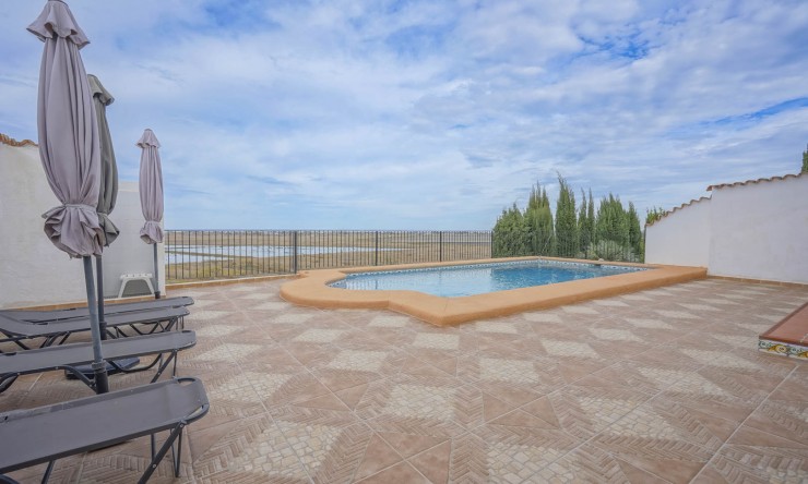 Reventa - Villa -
Pego - Monte Pego