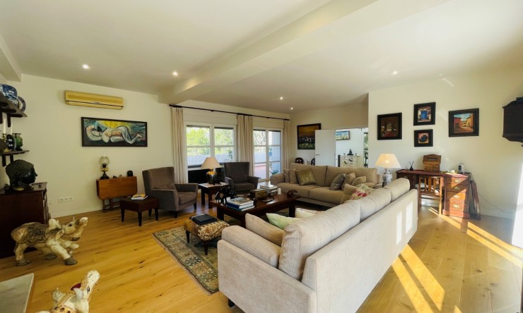 Resale - Villa -
Altea la Vella - Altea