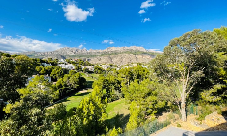 Resale - Villa -
Altea la Vella - Altea
