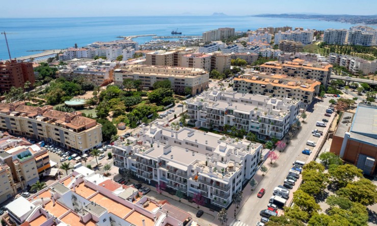 Resale - Apartment -
Estepona