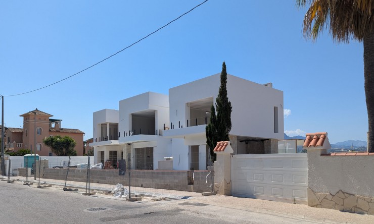 Nowe budownictwo - Willa -
Albir