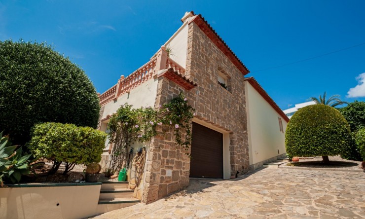 Resale - Villa -
Calpe - Gran Sol