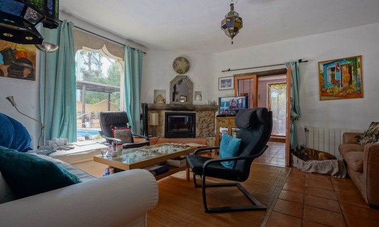 Resale - Villa -
Jávea - Las Planas