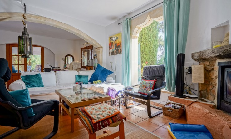 Resale - Villa -
Jávea - Las Planas